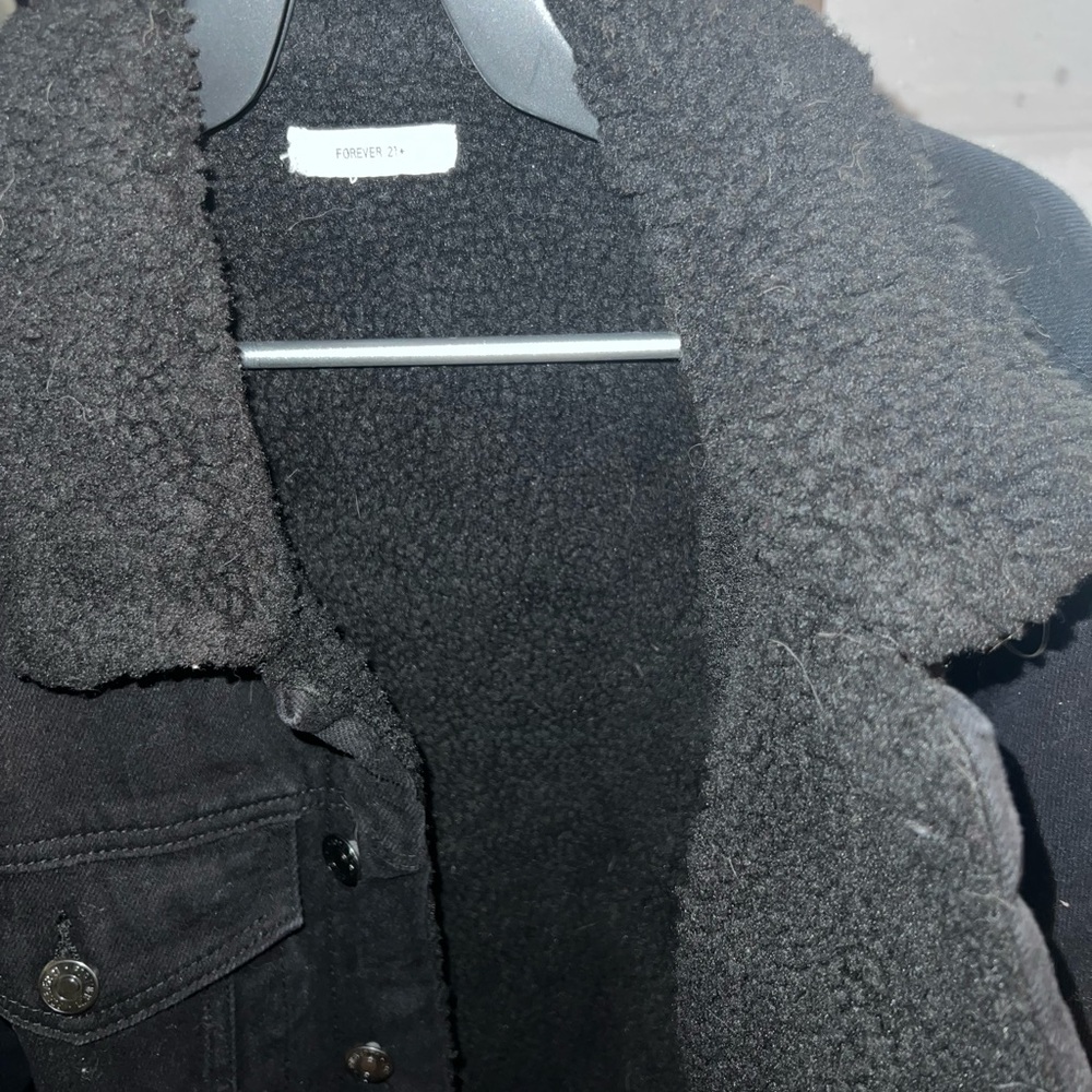 Women's Black Sherpa Collar Jacket - Picture 3 of 3